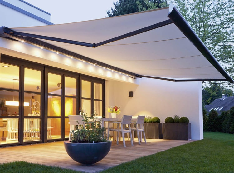 Creating the Perfect Outdoor Retreat with Awnings for Your House